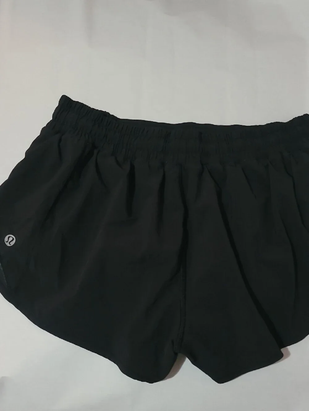 lululemon💎 athletica Hotty Hot Short II — Black
